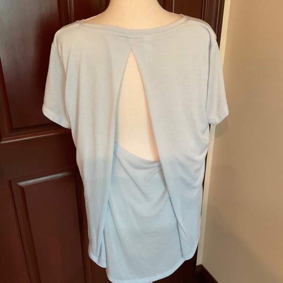 Under Armour Workout Tee. Sz. Large - Picture 4 of 6